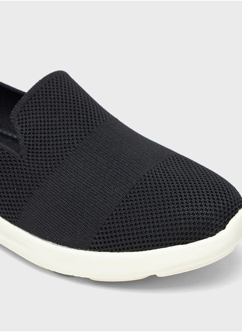 Casual Slip Ons - pzsku/Z3634A51CD73FD0C8F7D7Z/45/_/1740465844/ca3be0d3-6192-4712-ac61-9b435d1d7411