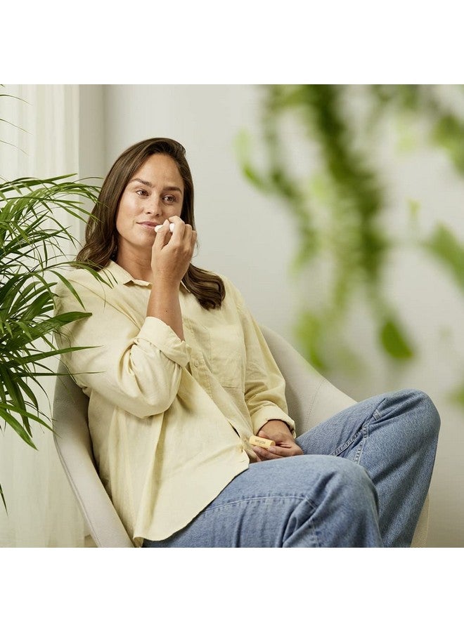 Weleda Everon Lip Balm, Soin Des Levres - 0.17 Oz, White - Image 2