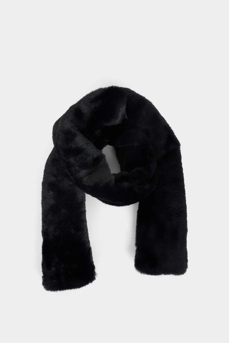 ديفاكتو Woman Faux Fur Scarf