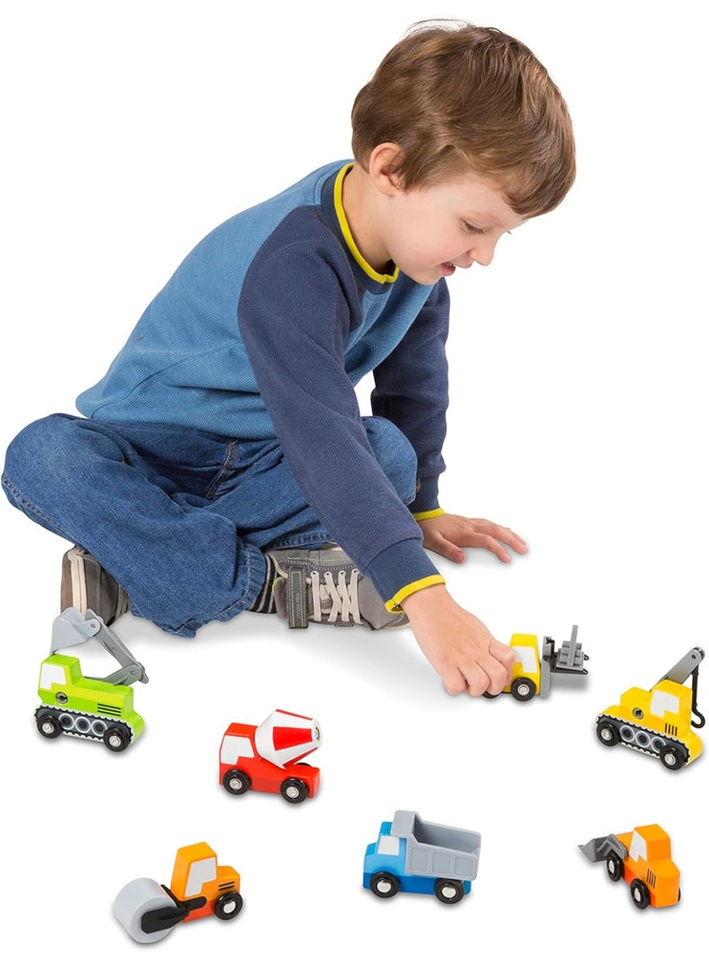 Melissa & Doug Wooden Construction Vehicles Set – 8 Pieces - With wooden storage tray - Image 3