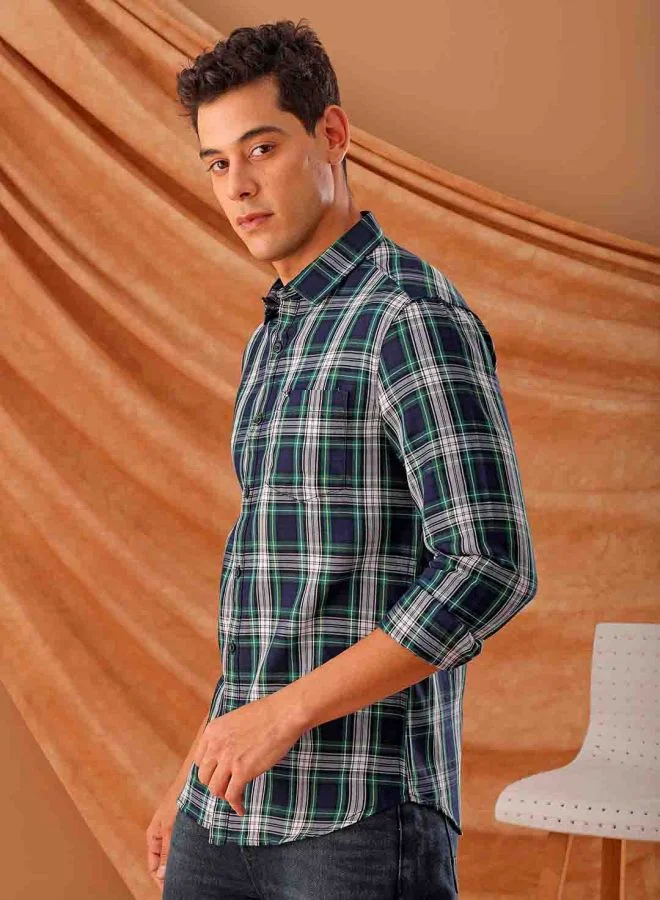The Indian Garage Co Men Slim Fit Checkered Full Sleeves Cutaway Collar Casual Shirt