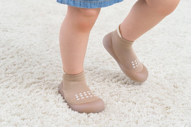 Hstyle Baby Sock Shoes Toddler Walking Shoes Infant Non-Slip Slippers Soft Rubber Sole Sneakers for Baby Boys Girls 18-24 Months Brown - Image 2