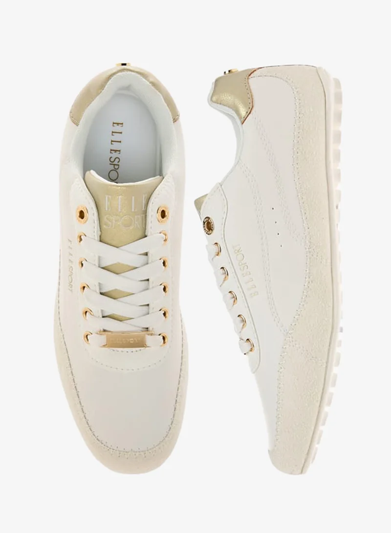 ايل سنيكرز نسائي بأربطة وتفاصيل متباينة