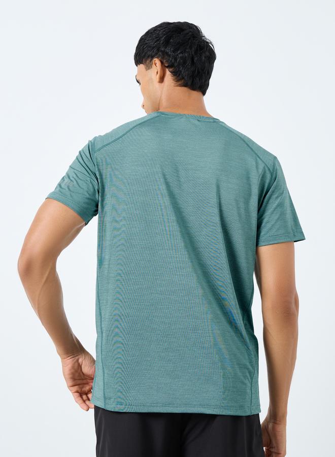 Styli Active Panel Detailing Quick Dry T-Shirt with Print Detail - Image 4
