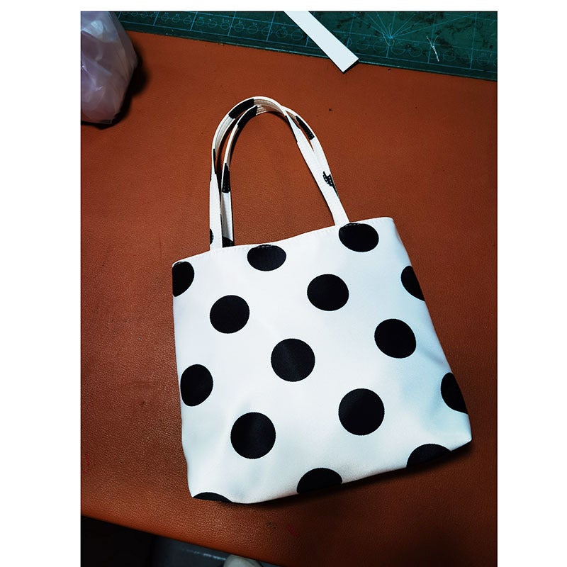 Bag Women'S Korean Style Large Capacity Commuter Retro Underarm Bag Striped Square Bag Casual Shoulder Tote Bag - Image 1
