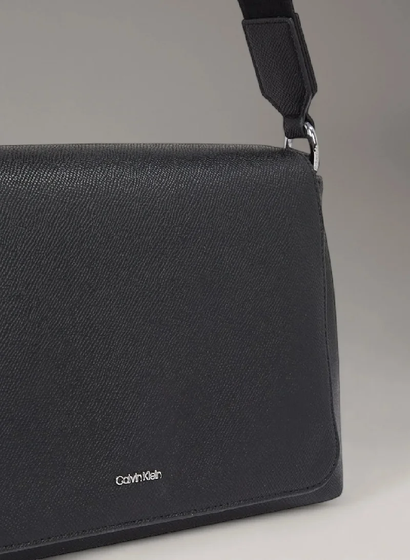 CALVIN KLEIN Caviar Top Handle Bag