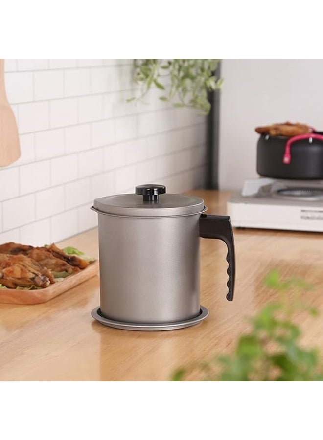 وعاء مصفاة زيت للمطبخ مع فلتر، موزع زيت من الستانلس ستيل سعة 1.4 لتر، حاوية تخزين مع مصفاة شبكية دقيقة، مثالية لزيت القلي وشحوم الطبخ - Image 5