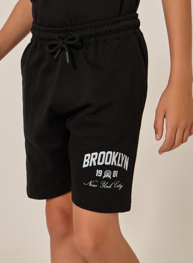 Styli Slogan Print Round Neck T-Shirt and Shorts Set  - Image 4