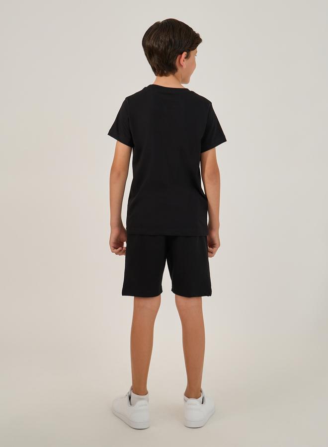 Styli Slogan Print Round Neck T-Shirt and Shorts Set  - Image 5