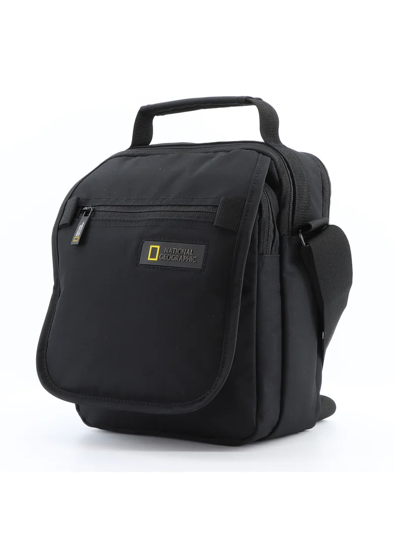 ناشيونال چيوغرافيك National Geographic Mutation Utility Bag With Flap Black, Casual Durable Water Resistant Top Handle Carry Bag For Men And Women, School College University Business And Outdoor Daypack