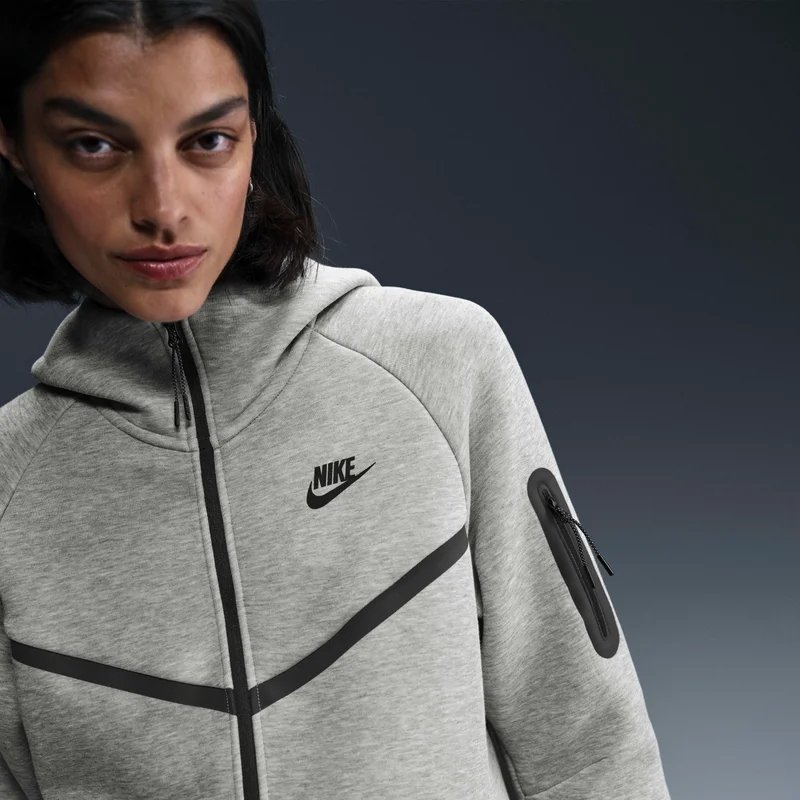 Nike Women's Sportswear Tech Fleece Windrunner Full-Zip Hoodie