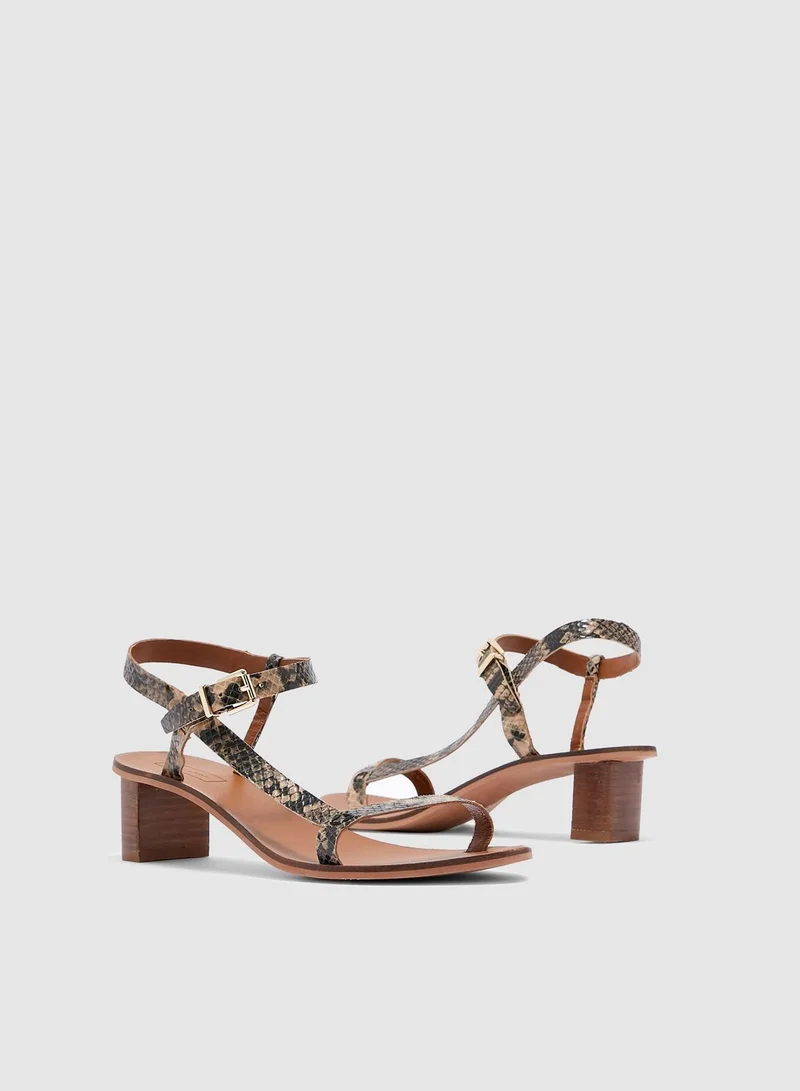 TOPSHOP Venus Asymmetric Sandal - Nude