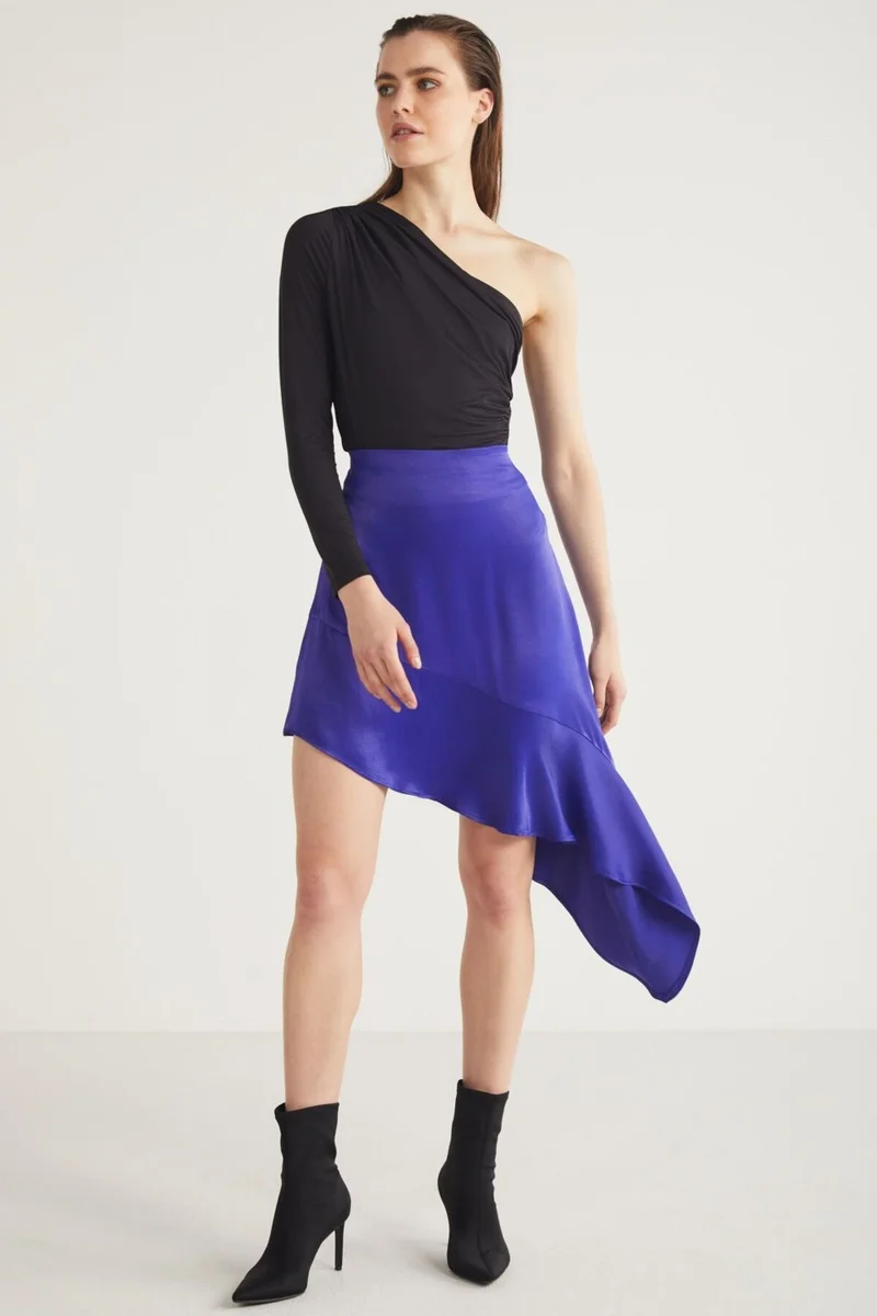 GRIMELANGE Nellie Women's Asymmetrical Cut Satin Fabric Zipper Detailed Stylish Purple Skirt