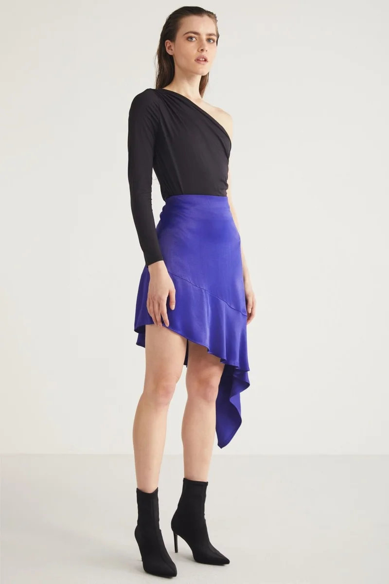 GRIMELANGE Nellie Women's Asymmetrical Cut Satin Fabric Zipper Detailed Stylish Purple Skirt