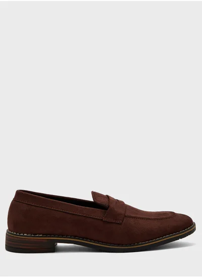 روبرت وود Faux Suede Casual Slip Ons