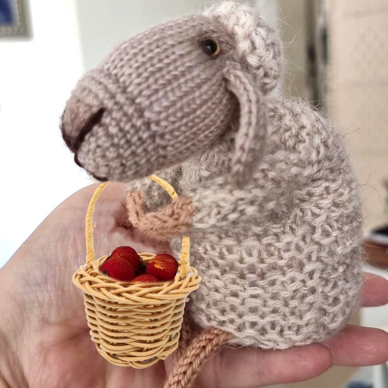 Honbay 6PCS Miniature Woven Baskets with Handles Tiny Candy Gifts Basket Mini Flower Basket for Wedding Party Favors Crafts Decor - Image 4
