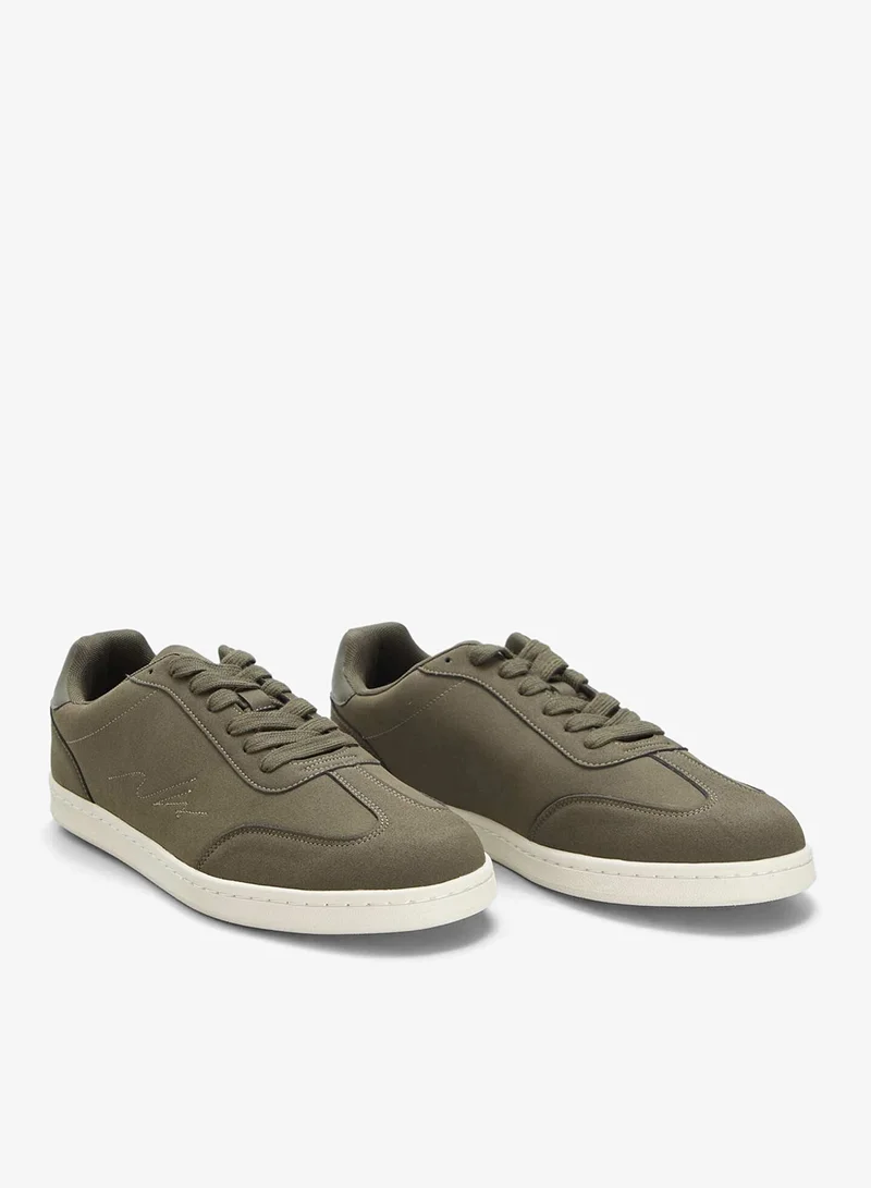 Low-Top Trainers Green