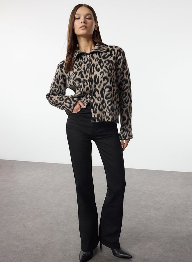 trendyol كارديجان صوف بولو برقعة نمط النمر البني - Image 2