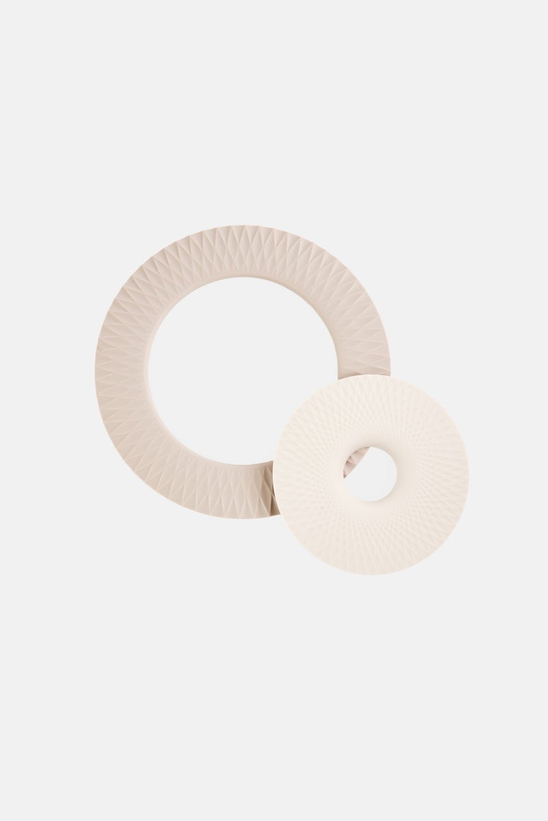 Catherine Malandrino 2 Pieces Nesting Silicone Trivets, Multicolor - Image 1
