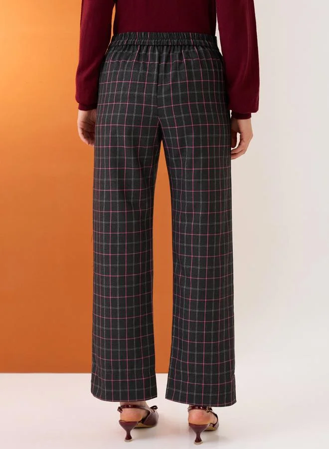 globus Black Checkered Mid-Rise Straight Fit Trousers