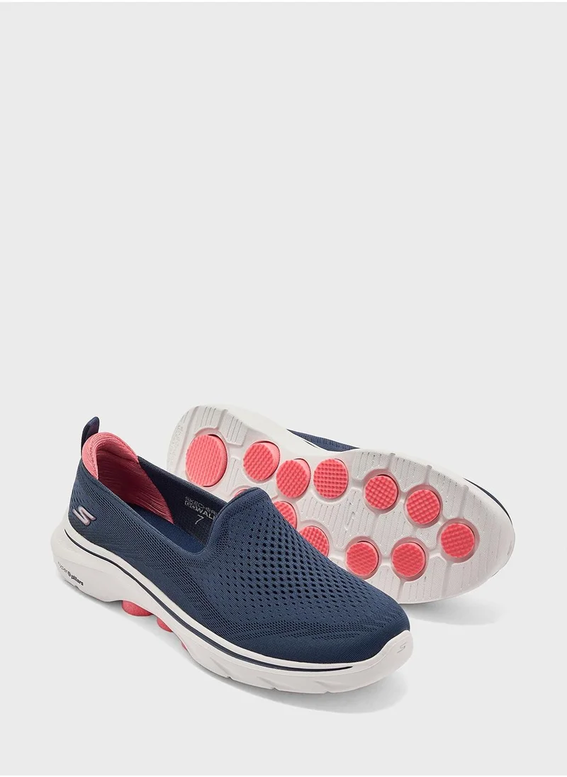 سكيتشرز GO WALK 7