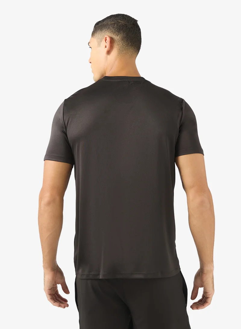 فورورد ملابس رياضية