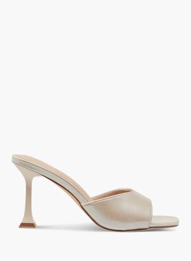 فلورا بيلا من شو إكسبرس Women Solid Slip-On Sandals with Flared Heels