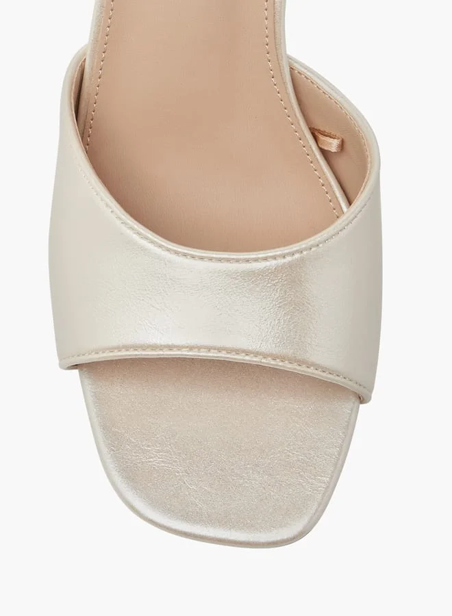 فلورا بيلا من شو إكسبرس Women Solid Slip-On Sandals with Flared Heels