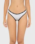 لا سينزا White With Black