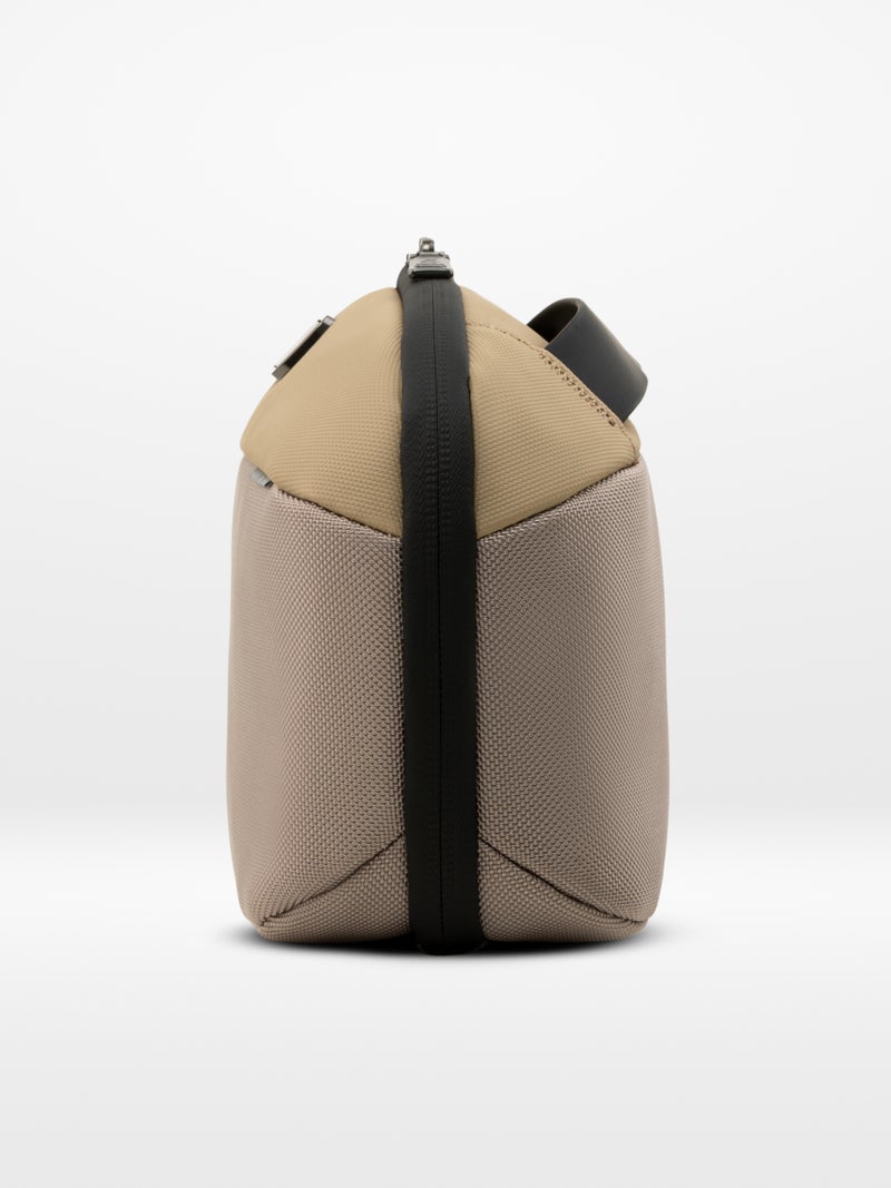 ORYX O-Case Compact Travel Organizer Bag Lightweight with Smart Storage Khaki - Image 3