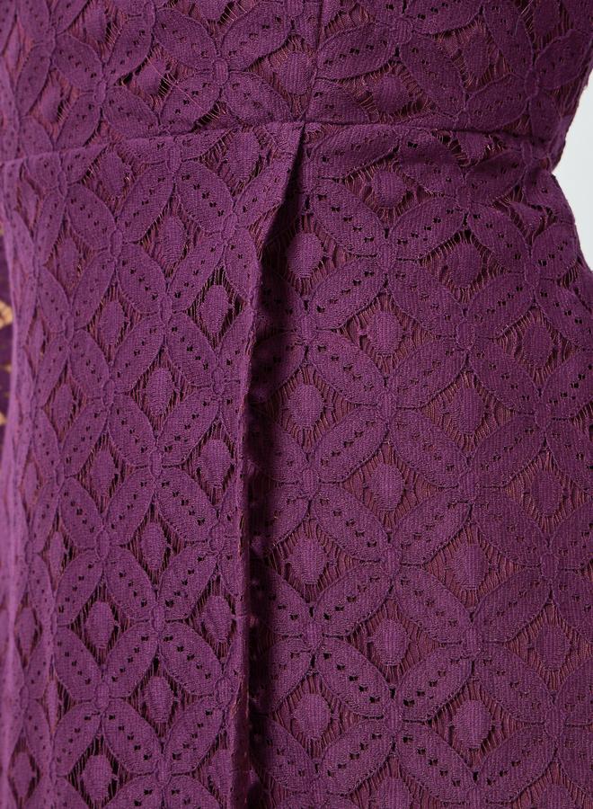 ستايلي فستان ميدي أرجواني دانتيل بأكمام طويلة وحافة واسعة - Image 4