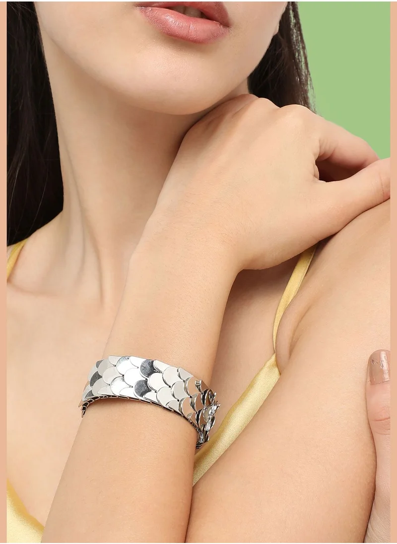 SOHI Silver Plated Designer Casual Bracelet For Women