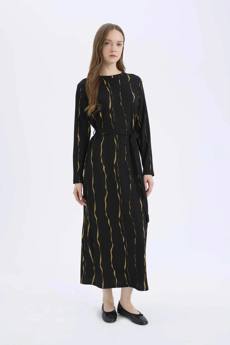 ديفاكتو Regular Fit Crew Neck Patterned Crepe Maxi Dress