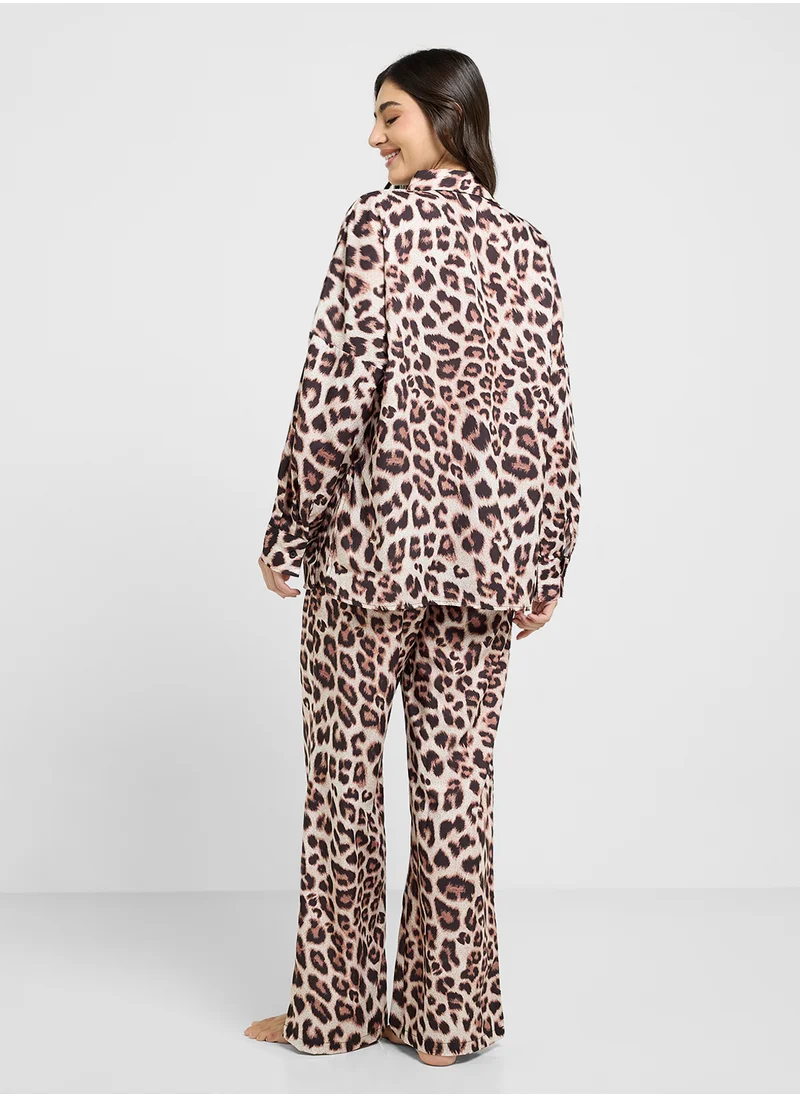 جينجر Leopard Print Relaxed Shirt & Pyjama Set