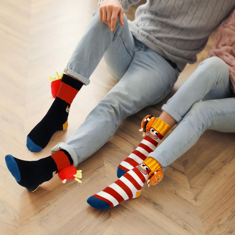 Glitopper 2 Pairs 3D Socks Gift Funny 3D Crew Socks Novelty Fast Food Burger Hot Dog Pizza Toast Football for Couple(Burger Fries) - Image 5