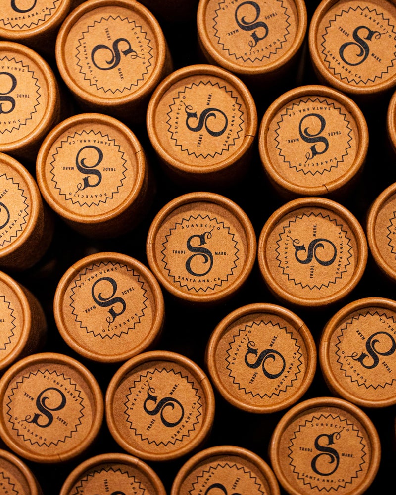 Suavecito Premium Blends Beard Oil - Leave-In Beard Conditioner For Softening Hair, Hydrating Skin, Eliminating Beard Dandruff, Healthy Beard Growth - Whiskey Bar Fragrance - 1 oz - Image 4