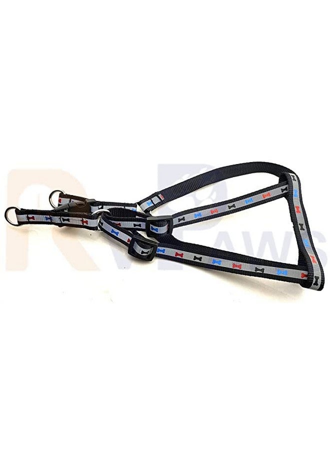 طقم حزام عاكس مطبوع من النايلون الناعم ومقود بإبزيم قابل للتعديل مع حلقة معدنية على شكل حرف D للكلاب الصغيرة والجراء والقطط والقطط الصغيرة - 15 مم (أسود) - Image 4