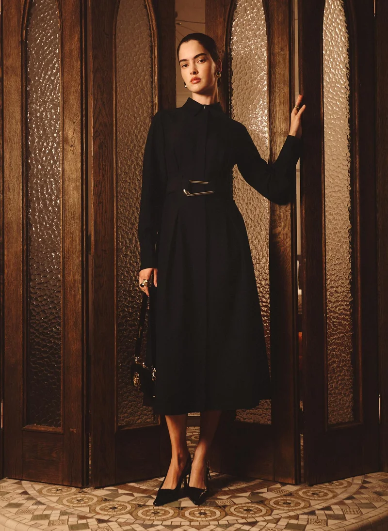 Midi dress with waist pleats and wide belt