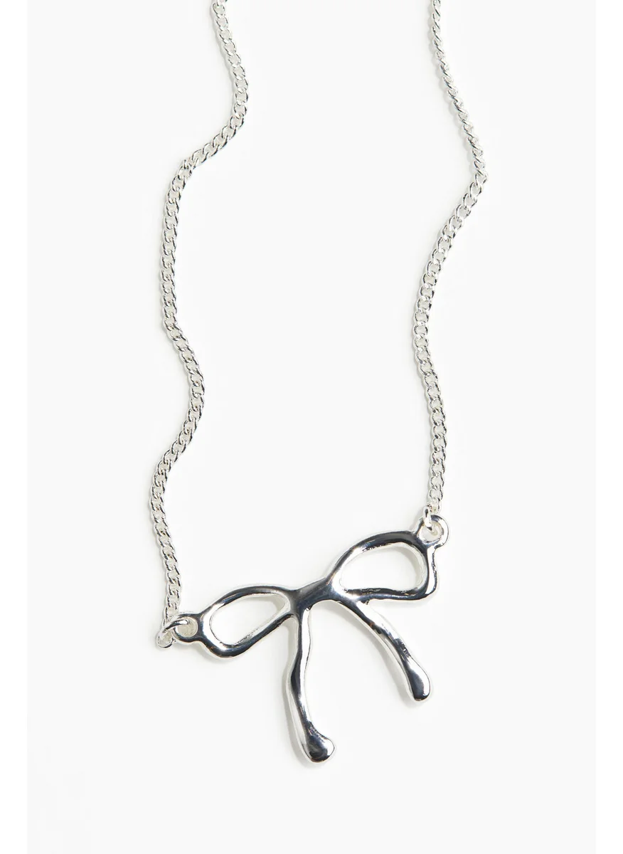 اتش اند ام Bow-Pendant Necklace