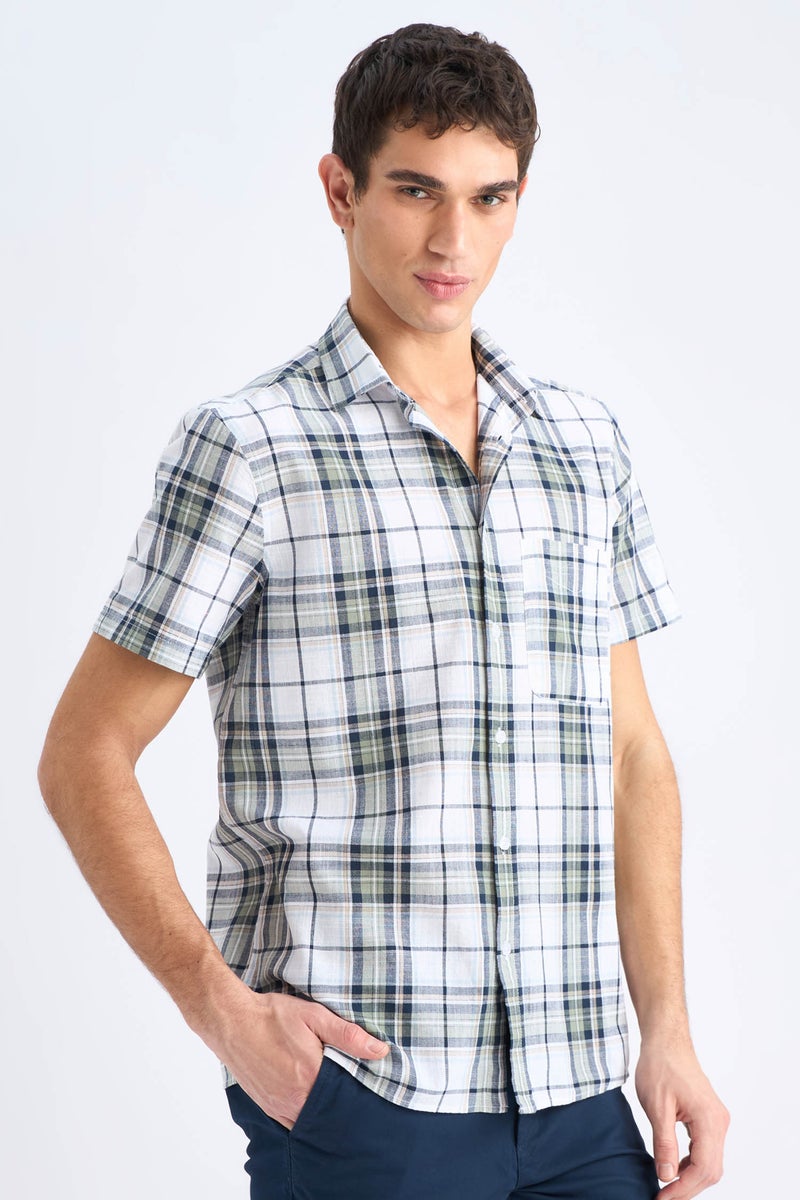 DeFacto White Man Regular Fit Polo Collar Short Sleeve Shirt Casual - Image 1