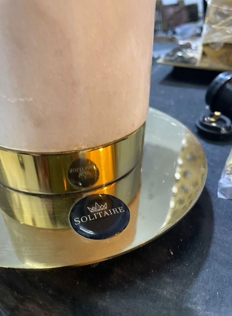 سوليتير مصباح ترابيزة من الستانلس ستيل والرخام الطبيعي مع خاصية التحكم باللمس - Image 4