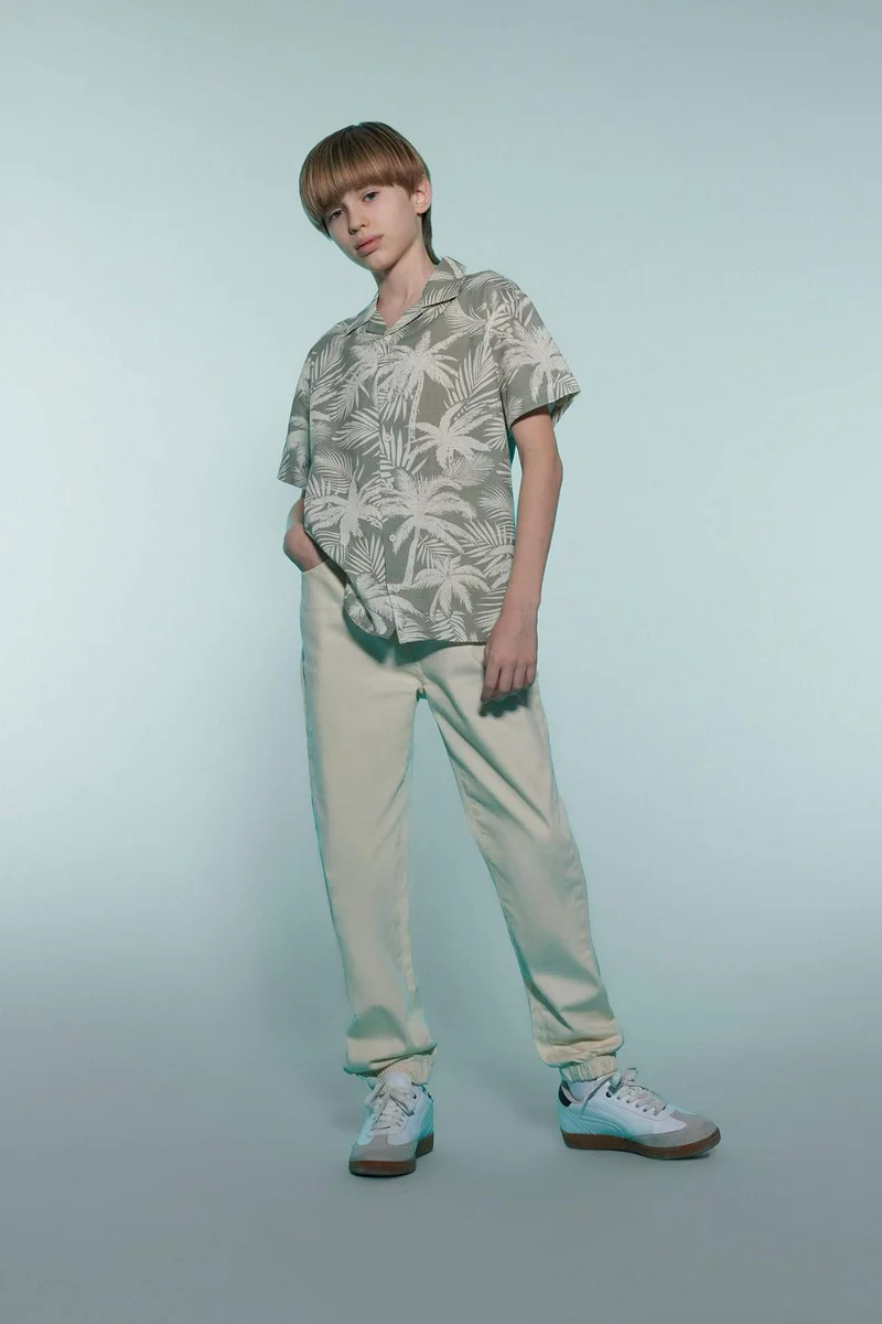 ديفاكتو Boy Standard Leg Jogger Pants