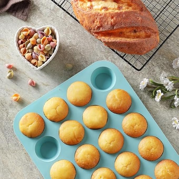 2 قطعة سيليكون ميني مافن كب كيك مجموعة 24 كوب ميني مافن خبز صينية غير لاصقة خالية من BPA غسالة صحون آمنة مثالية لصنع كعك الكعك لاذع برتقالي طاووس أزرق - Image 2