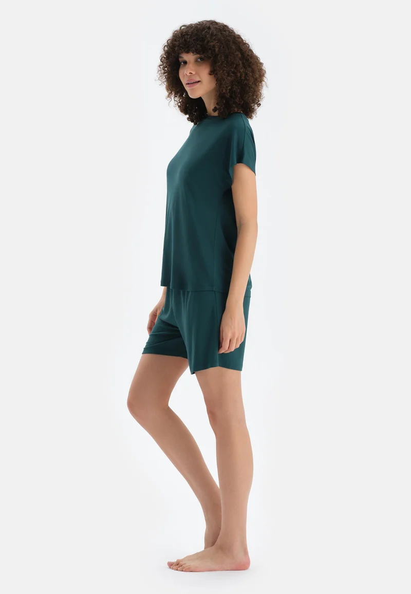dagi Mid Rise Green Square Neck Viscose Blend T-shirt & Shorts Nightwear Set