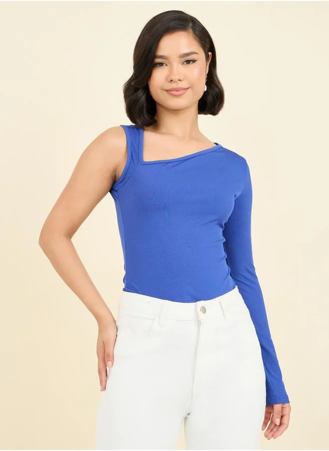 Styli Ribbed One Sleeve Solid Fitted Knit Top