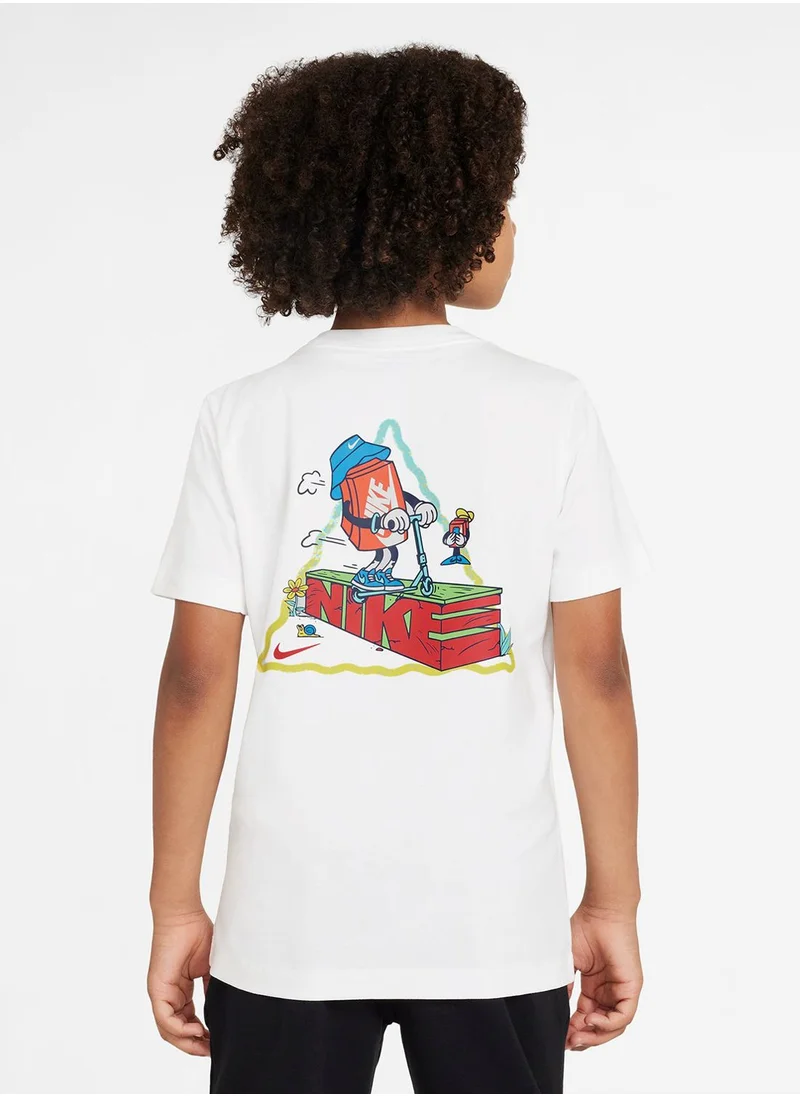 Nike Kids Nsw Boxy Scooter T-Shirt