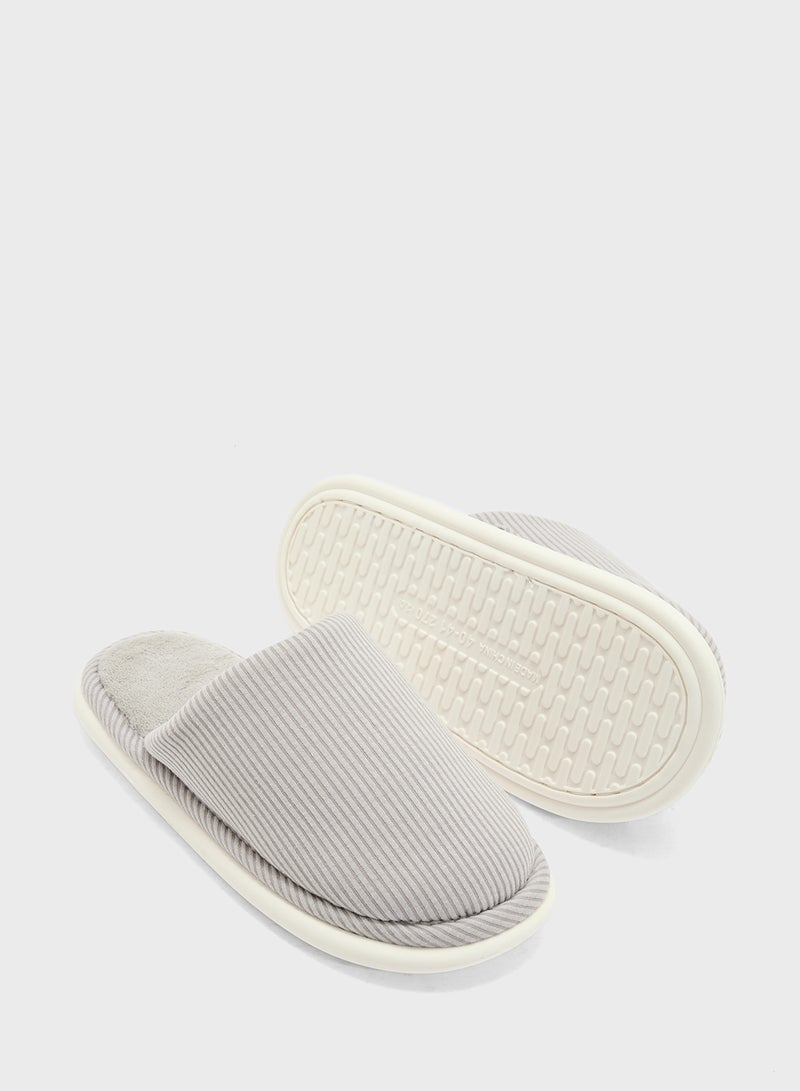 Ginger Ladies Casual Slipper  - Image 3