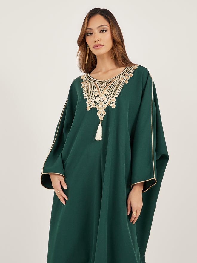 Styli Styli Lace Detail Round Neck Kaftan - Image 3
