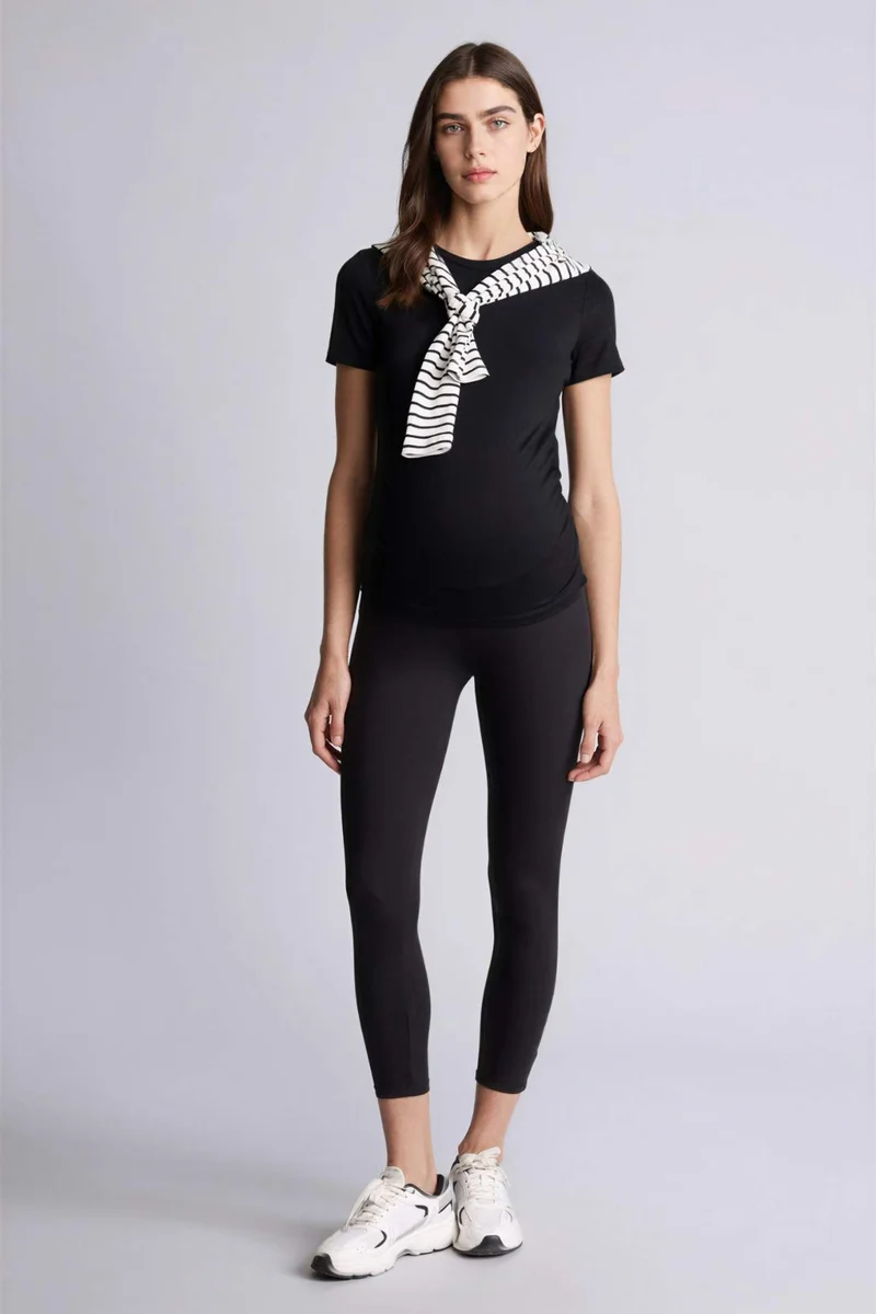 ديفاكتو Regular Fit Short Sleeve Top