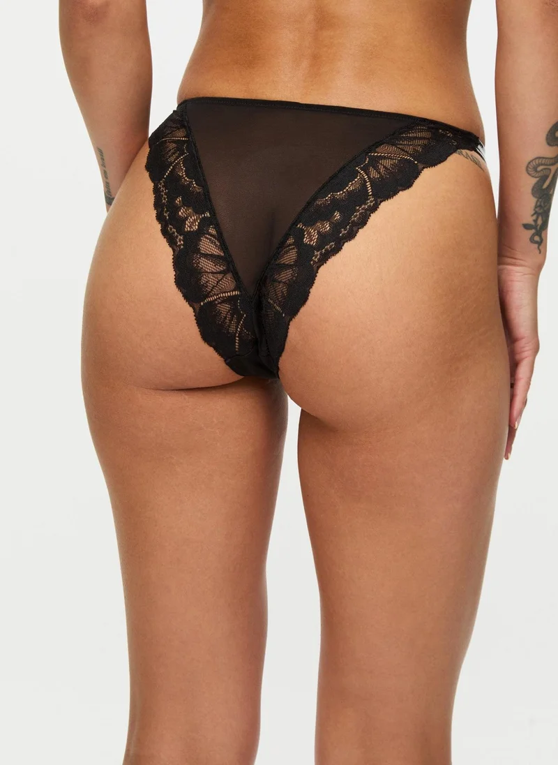 آن سمرز Ann Summers Unmistakable Brazilian Black